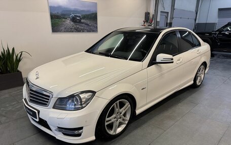 Mercedes-Benz C-Класс, 2011 год, 1 299 000 рублей, 1 фотография