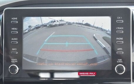 Toyota Hilux VIII, 2025 год, 4 940 000 рублей, 9 фотография