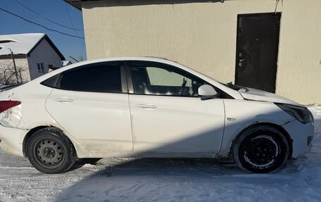 Hyundai Solaris II рестайлинг, 2014 год, 299 999 рублей, 2 фотография