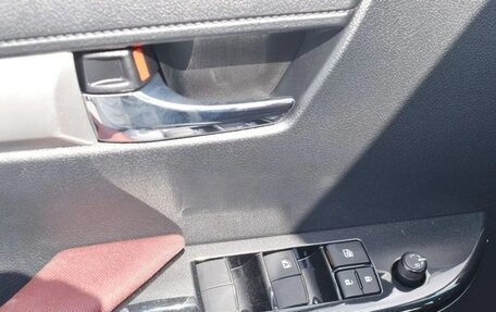 Toyota Hilux VIII, 2025 год, 4 940 000 рублей, 17 фотография