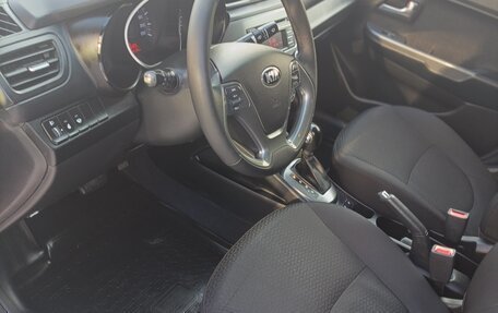 KIA Rio III рестайлинг, 2016 год, 1 200 000 рублей, 19 фотография