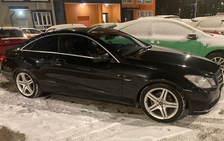 Mercedes-Benz E-Класс, 2010 год, 1 370 000 рублей, 4 фотография