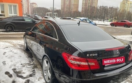 Mercedes-Benz E-Класс, 2010 год, 1 370 000 рублей, 2 фотография