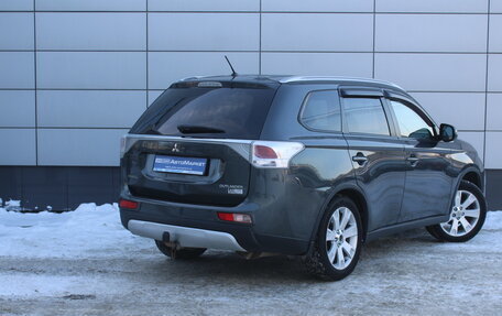 Mitsubishi Outlander III рестайлинг 3, 2014 год, 1 282 000 рублей, 6 фотография