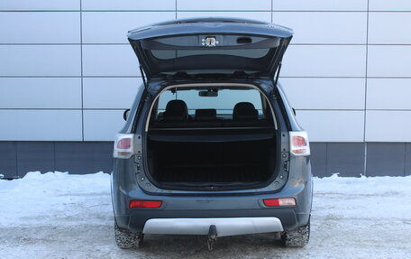 Mitsubishi Outlander III рестайлинг 3, 2014 год, 1 282 000 рублей, 13 фотография