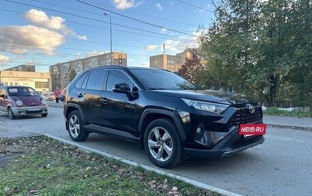 Toyota RAV4, 2020 год, 3 333 333 рублей, 3 фотография