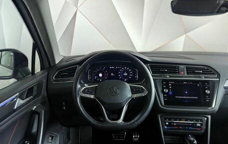 Volkswagen Tiguan II, 2022 год, 3 550 000 рублей, 20 фотография