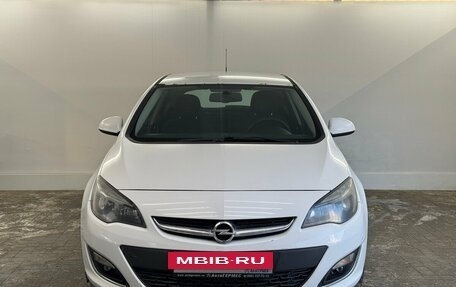 Opel Astra J, 2013 год, 670 000 рублей, 2 фотография