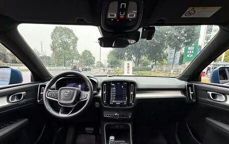 Volvo XC40 I, 2024 год, 3 580 812 рублей, 9 фотография