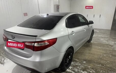 KIA Rio III рестайлинг, 2013 год, 560 000 рублей, 3 фотография