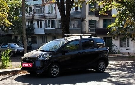 Toyota Sienta II, 2018 год, 1 435 000 рублей, 22 фотография