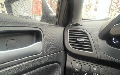 Hyundai Solaris II рестайлинг, 2016 год, 930 000 рублей, 3 фотография