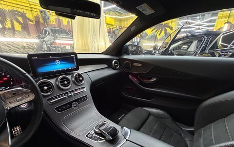 Mercedes-Benz C-Класс, 2018 год, 4 000 000 рублей, 11 фотография