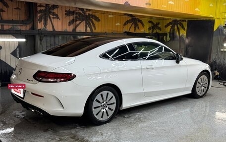 Mercedes-Benz C-Класс, 2018 год, 4 000 000 рублей, 4 фотография