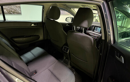 KIA Sportage IV рестайлинг, 2017 год, 1 800 000 рублей, 18 фотография