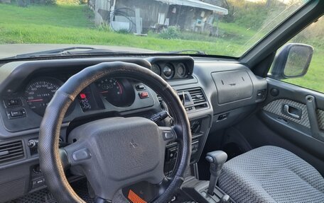 Mitsubishi Pajero III рестайлинг, 1997 год, 800 000 рублей, 8 фотография