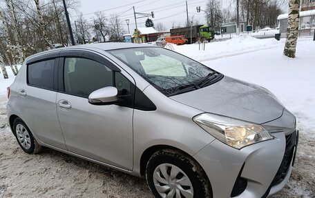 Toyota Vitz, 2018 год, 990 000 рублей, 6 фотография