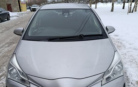 Toyota Vitz, 2018 год, 990 000 рублей, 9 фотография