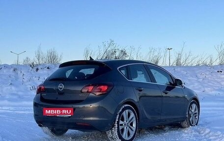 Opel Astra J, 2010 год, 750 000 рублей, 2 фотография