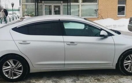 Hyundai Elantra VI рестайлинг, 2019 год, 1 400 000 рублей, 4 фотография