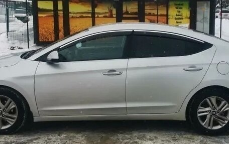 Hyundai Elantra VI рестайлинг, 2019 год, 1 400 000 рублей, 3 фотография