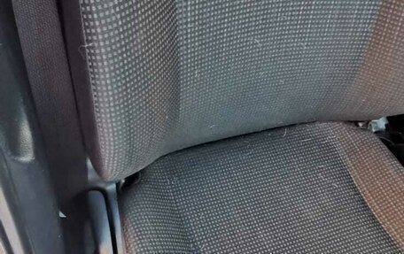 Toyota Vitz, 2019 год, 700 000 рублей, 9 фотография