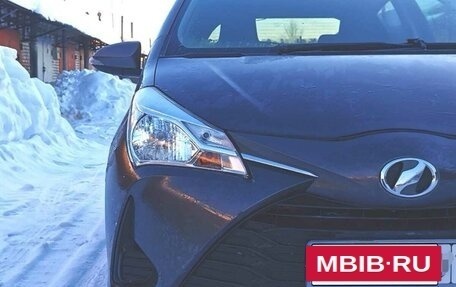 Toyota Vitz, 2019 год, 700 000 рублей, 5 фотография