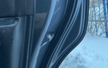 Toyota Wish II, 2003 год, 700 000 рублей, 10 фотография