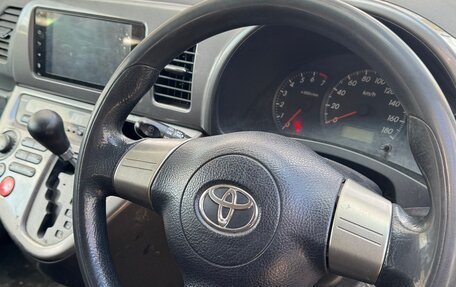 Toyota Wish II, 2003 год, 700 000 рублей, 17 фотография