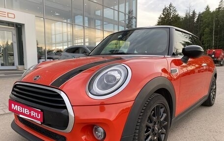 MINI Hatch, 2019 год, 2 025 000 рублей, 2 фотография