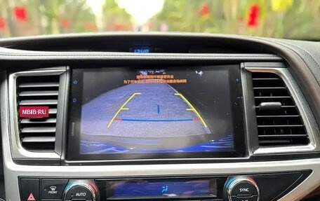 Toyota Highlander III, 2021 год, 4 300 757 рублей, 9 фотография