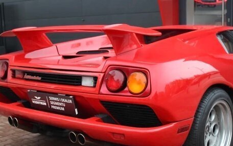 Lamborghini Diablo, 1993 год, 30 500 000 рублей, 7 фотография
