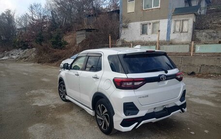 Toyota Raize I, 2020 год, 1 880 000 рублей, 3 фотография