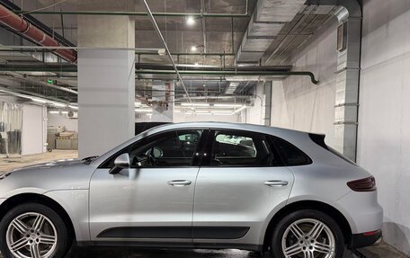 Porsche Macan I рестайлинг, 2017 год, 3 600 000 рублей, 2 фотография