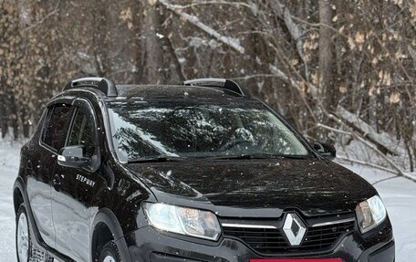 Renault Sandero II рестайлинг, 2015 год, 560 000 рублей, 3 фотография