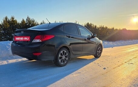 Hyundai Solaris II рестайлинг, 2014 год, 850 000 рублей, 4 фотография