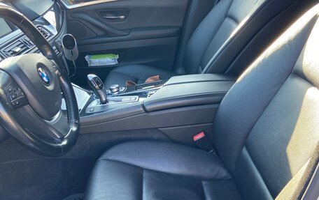 BMW 5 серия, 2010 год, 2 000 000 рублей, 11 фотография