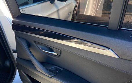 BMW 5 серия, 2010 год, 2 000 000 рублей, 23 фотография