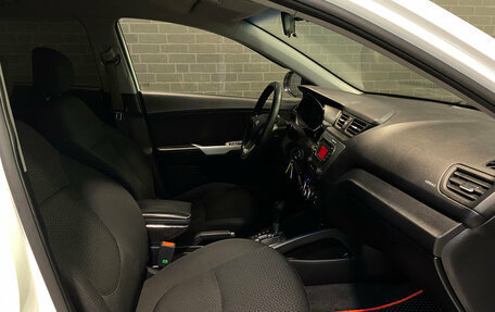 KIA Rio III рестайлинг, 2014 год, 1 000 000 рублей, 10 фотография