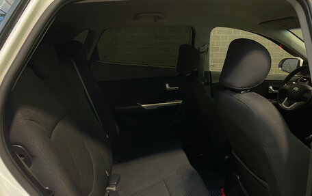 KIA Rio III рестайлинг, 2014 год, 1 000 000 рублей, 11 фотография