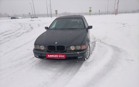 BMW 5 серия, 1998 год, 440 000 рублей, 1 фотография