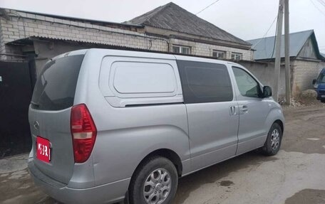 Hyundai Grand Starex Grand Starex I рестайлинг 2, 2010 год, 1 080 000 рублей, 8 фотография