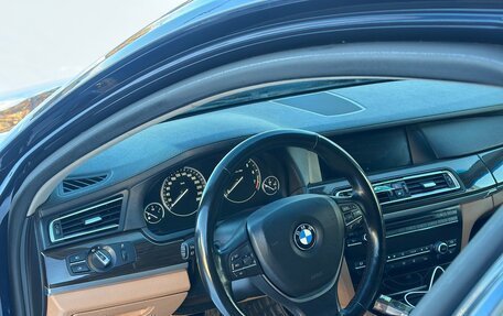 BMW 7 серия, 2011 год, 1 319 000 рублей, 19 фотография