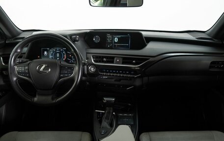 Lexus UX I, 2020 год, 3 140 000 рублей, 7 фотография