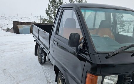 Toyota Town Ace III, 1990 год, 370 000 рублей, 4 фотография