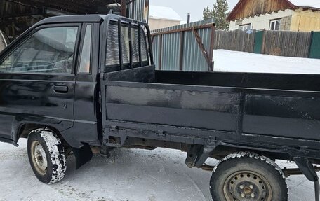 Toyota Town Ace III, 1990 год, 370 000 рублей, 2 фотография