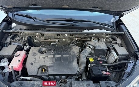 Toyota RAV4, 2017 год, 3 100 000 рублей, 4 фотография