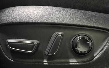 Toyota RAV4, 2022 год, 2 490 000 рублей, 10 фотография