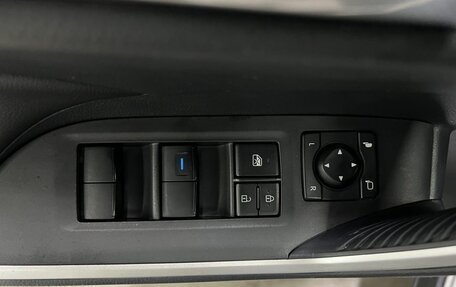 Toyota RAV4, 2022 год, 2 490 000 рублей, 11 фотография