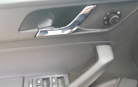 Skoda Rapid I, 2016 год, 1 144 000 рублей, 8 фотография